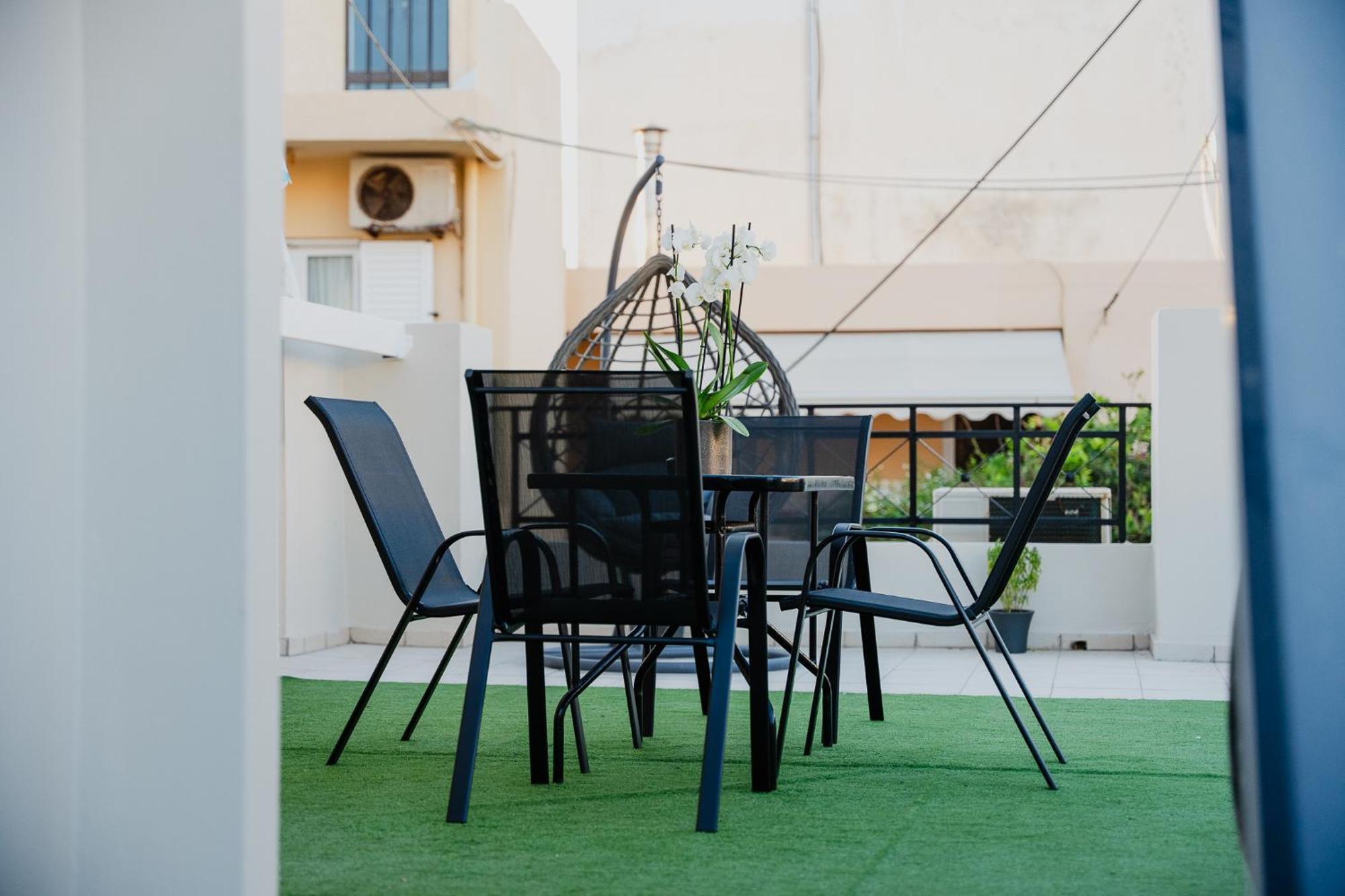 Hestia Apartment *