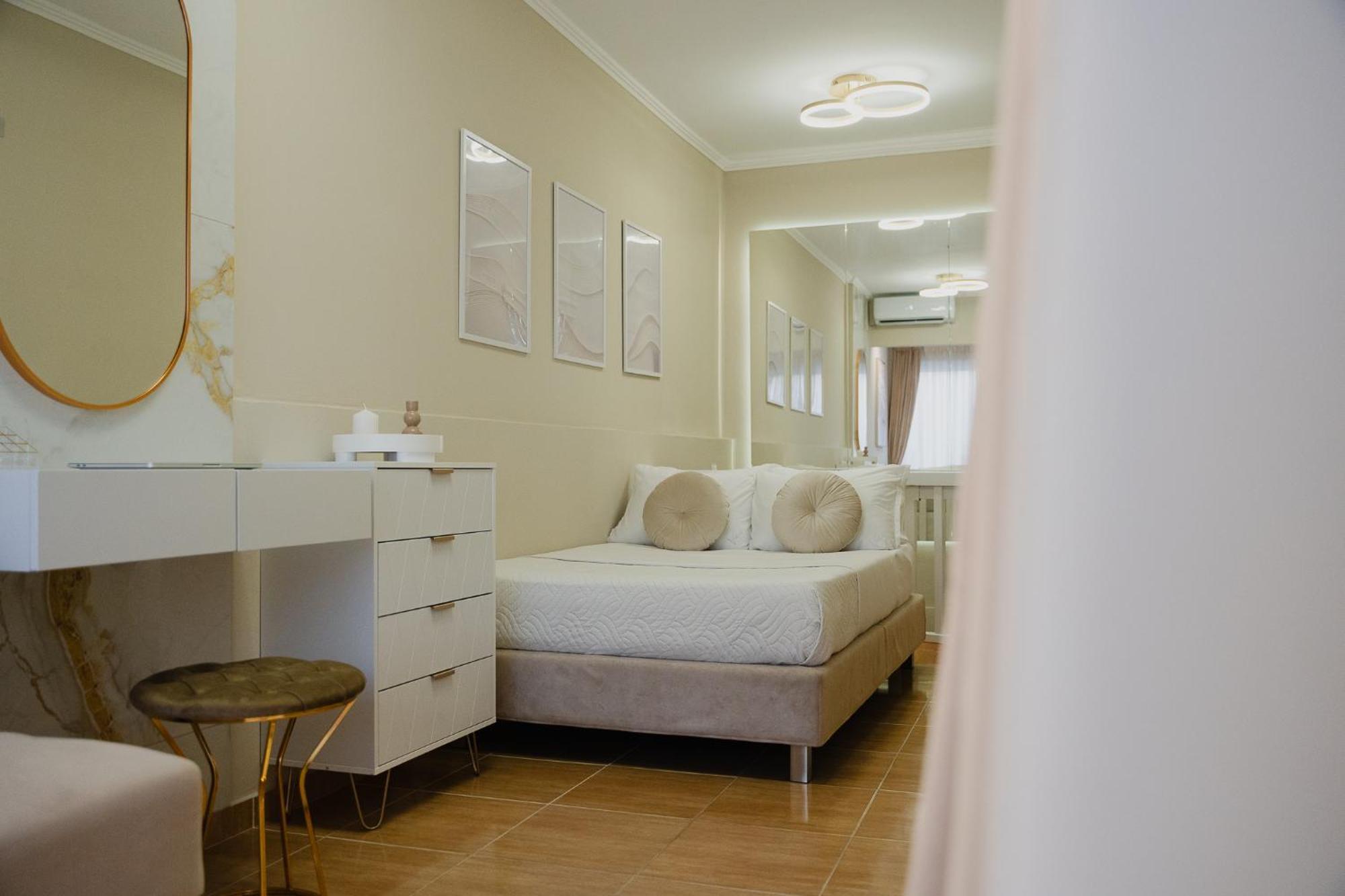 Hestia Apartment *